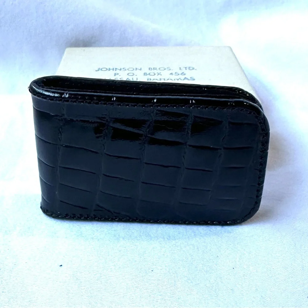 Genuine vintage JOHNSON BROS LTD black alligator magnetic money clip